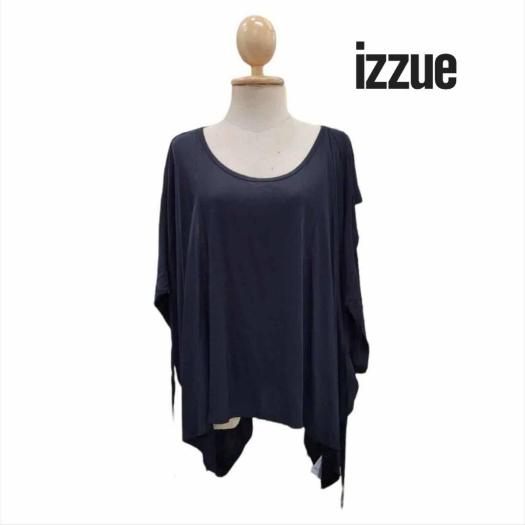 izzue asymmetrical topSz. M