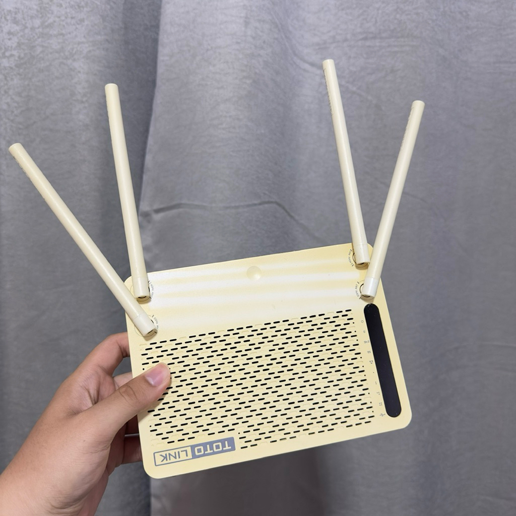 TOTOLINK A3002RU Wireless Dual Band Gigabit Router (สีออกเหลืองชัดเจน)