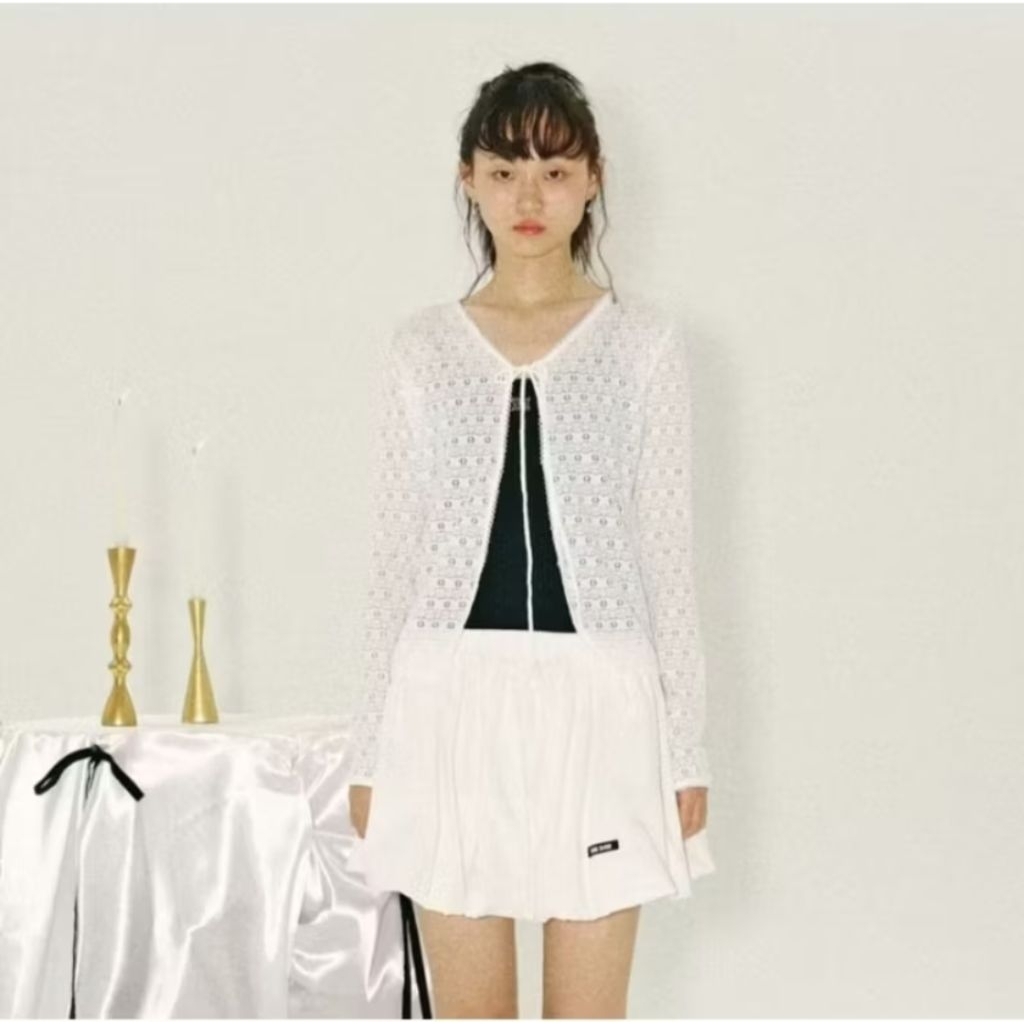 BNK Brand เสื้อคลุม Linnea Top White Lace