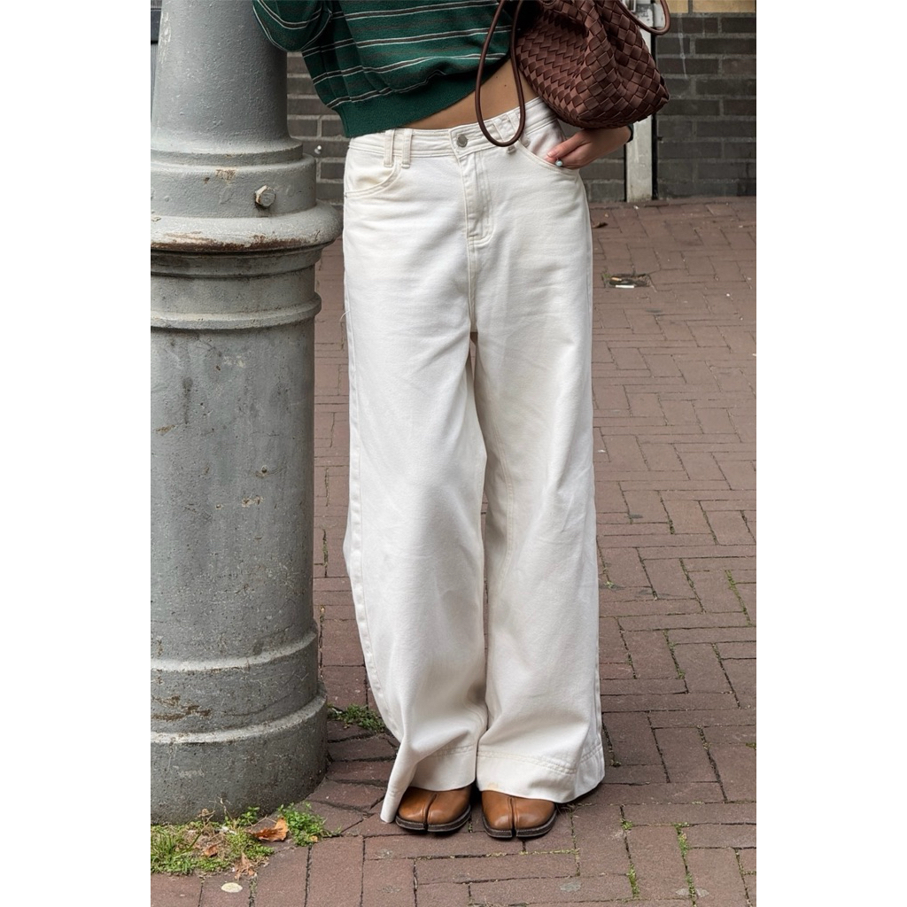 Something Oatmilk jeans