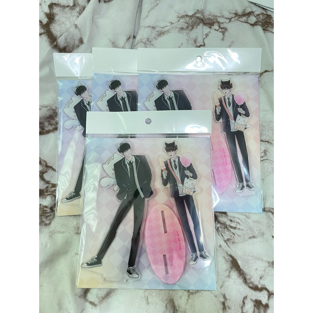 Mofun Monday's Savior สแตนดี้อะคิลิค สินค้าพร้อมส่งในไทย ได้ของแถมตามยอด