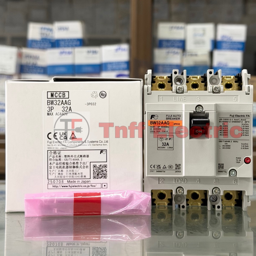 Fuji Electric BW32AAG (10A, 15A, 20A, 30A, 32A) เซอร์กิต เบรกเกอร์ 3 โพล (3P)