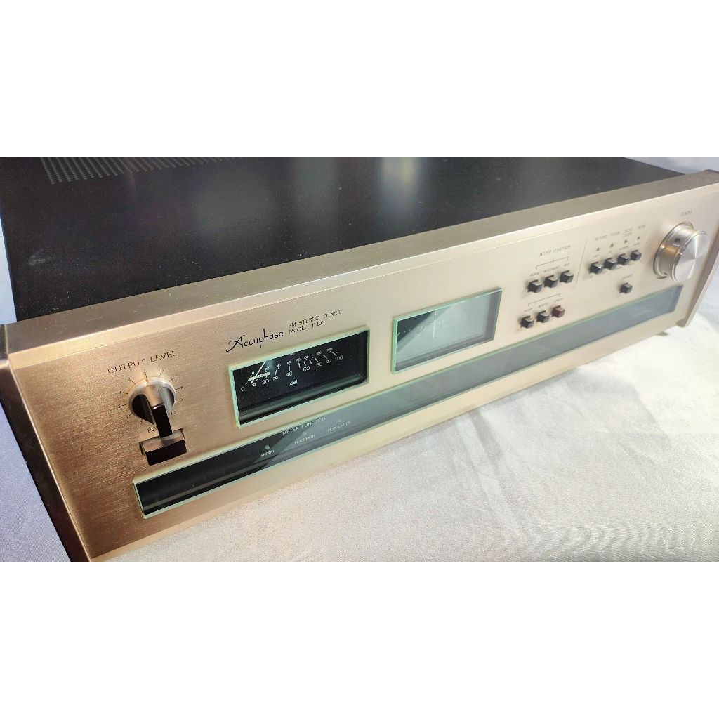 [ของสะสม] Accuphase T-103 FM Stereo Tuner ปี 1979 ยังใช้งานได้ปกติ