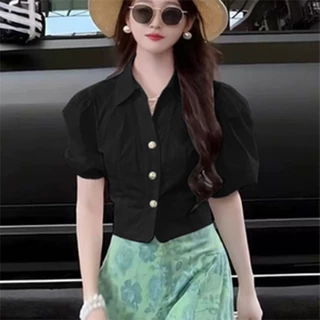🌵Grace_chili🌵 เสื้อคอวีแขนพอง เสื้อเชิ้ตผู้หญิง ทรงสั้น Retro style เหมาะกับใส่เที่ยวพักผ่อน W626