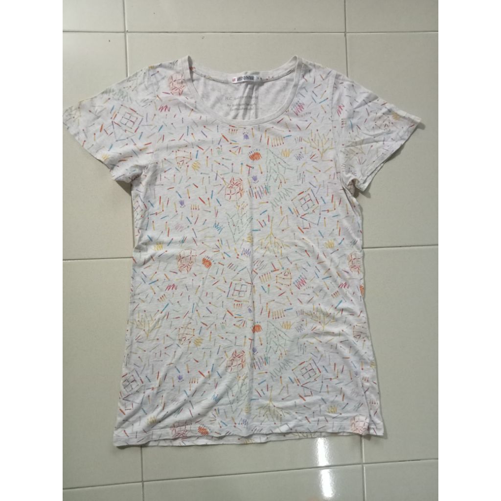 เสื้อยืด... Unique..สภาพใหม่