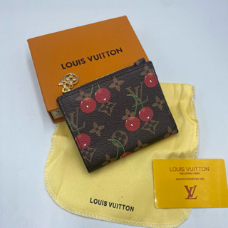 New มาใหม่กระเป๋าตังค์ ใบสั้นลายเชอรี่งานสวยมีช่องใส่บัตรมีช…