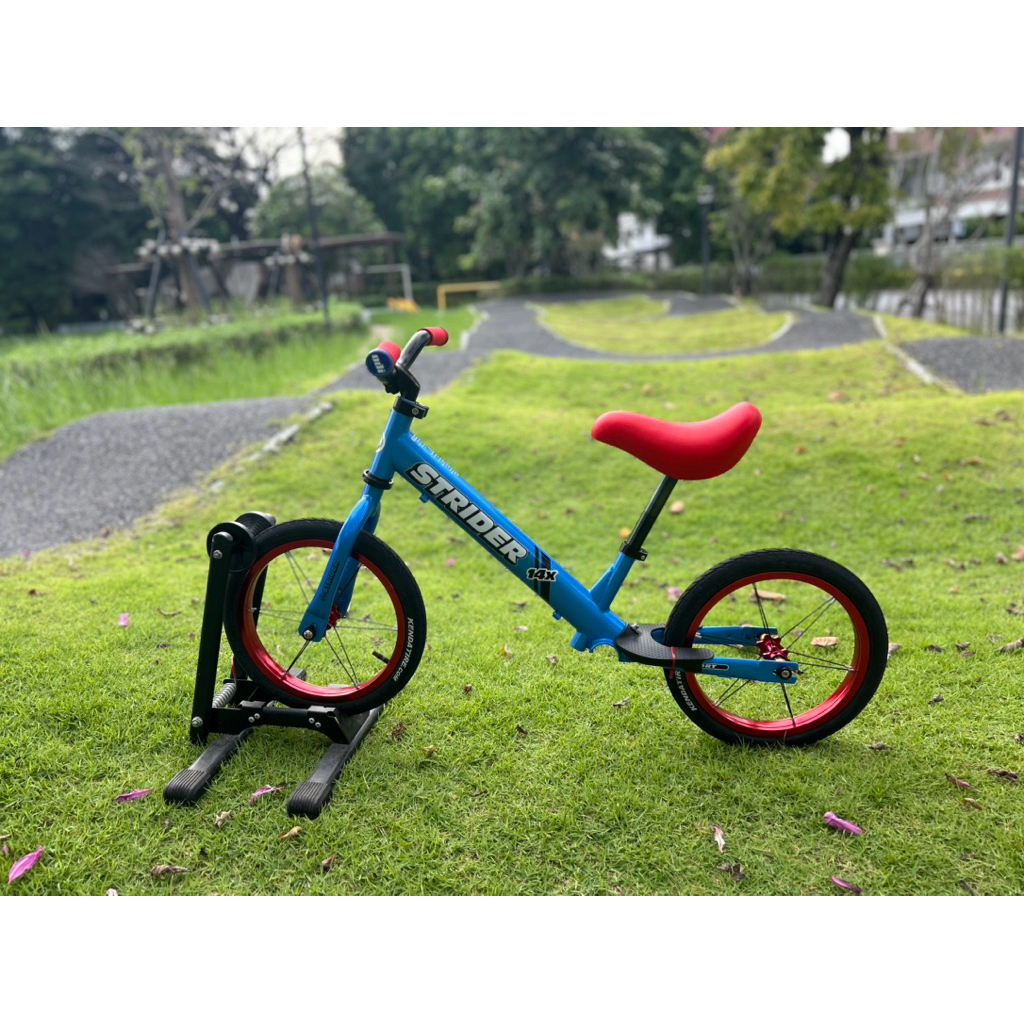 Strider 14x จักรยานขาไถ บาลานซ์ไบค์ ของแท้ ลงแข่งขันได้