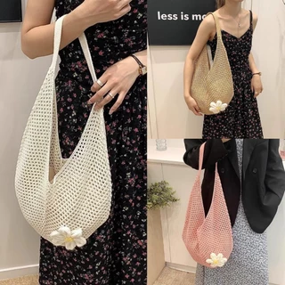Katoshop พร้อมส่ง🌈𝗦𝘂𝗻𝗻𝘆 𝗯𝗹𝗼𝗼𝗺ꕤ﹆ กระเป๋าสานไหมพรม แต่งเดซี่ น่ารักมาก นุ่มนิ่ม สะพายข้าง ไปทะเล