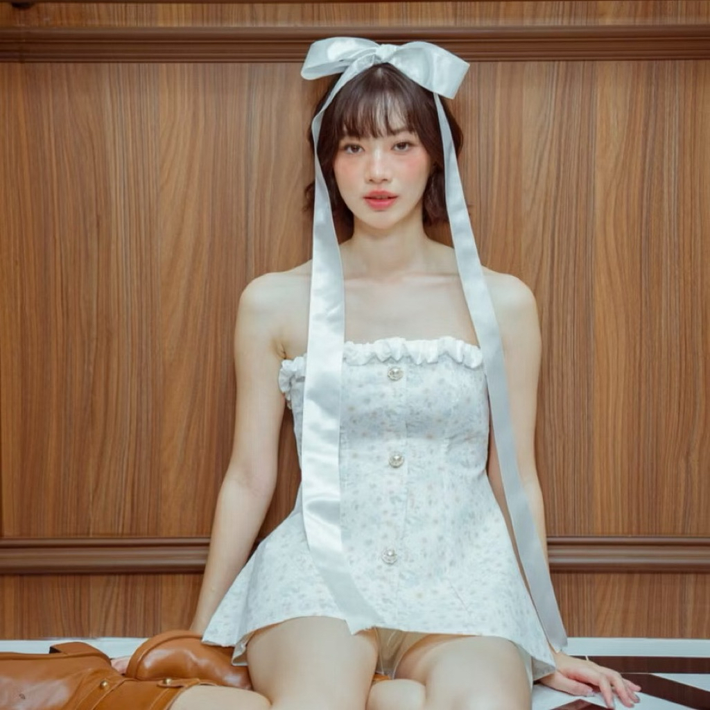 kokiji เสื้อสีขาวน่ารัก