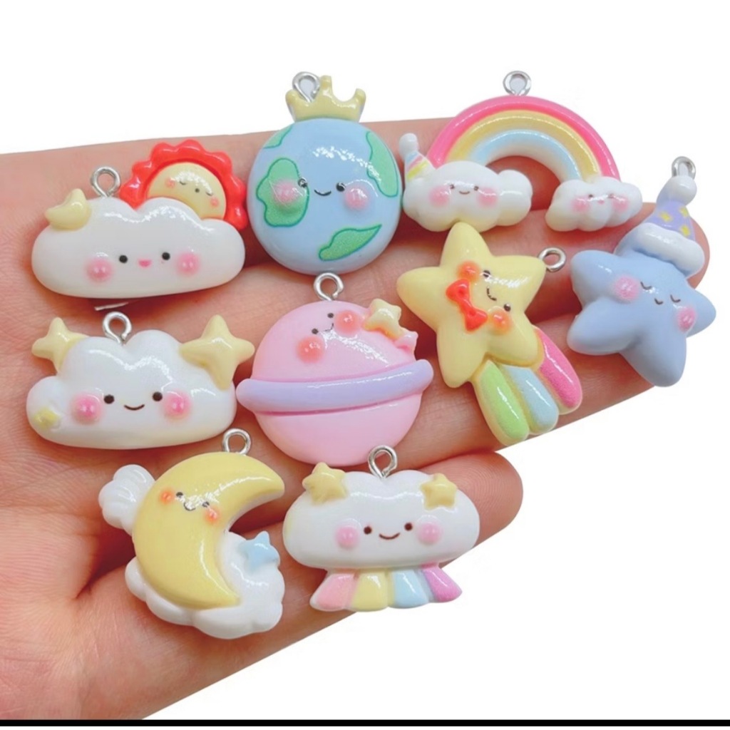 จี้เรซิ่นรูปจักรวาล ลูกโลก ดวงดาว ขนาดใหญ่ 2-3 cm จี้ห้อยคอแฟชั่น ราคาต่อหนึ่งชิ้น พร้อมส่ง 🇹🇭