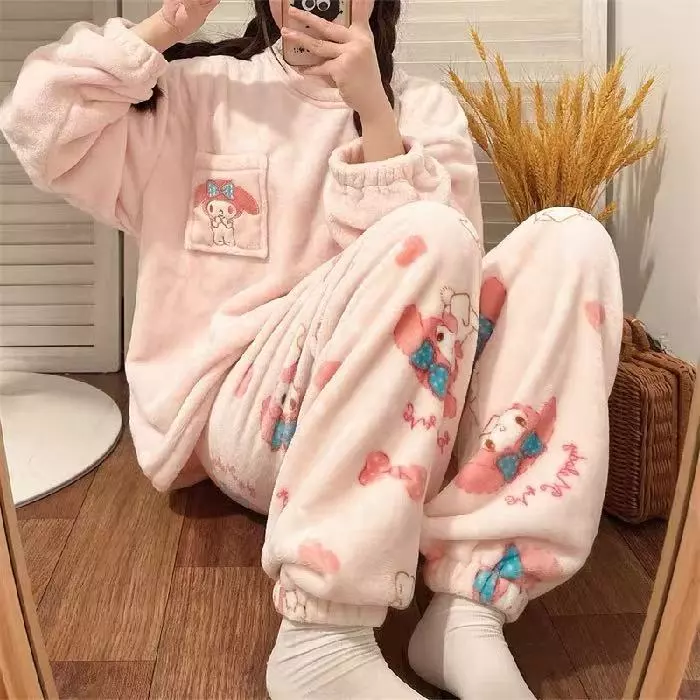 1668 E ชุดนอนผ้าขนแกะชุดนอนสาวไม่เกิน162CM ผ้านิ่ม อุ่นม๊ากกก ลวดลายน่ารัก สินค้าพร้อมส่งจากไทย