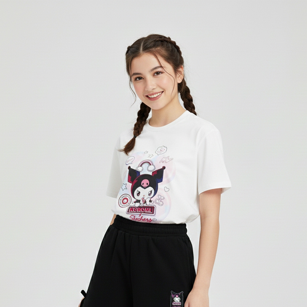 Skechers สเก็ตเชอร์ส เสื้อยืดแขนสั้นผู้หญิง Women Kuromi Short Sleeve Tee - SL325W608-00QF