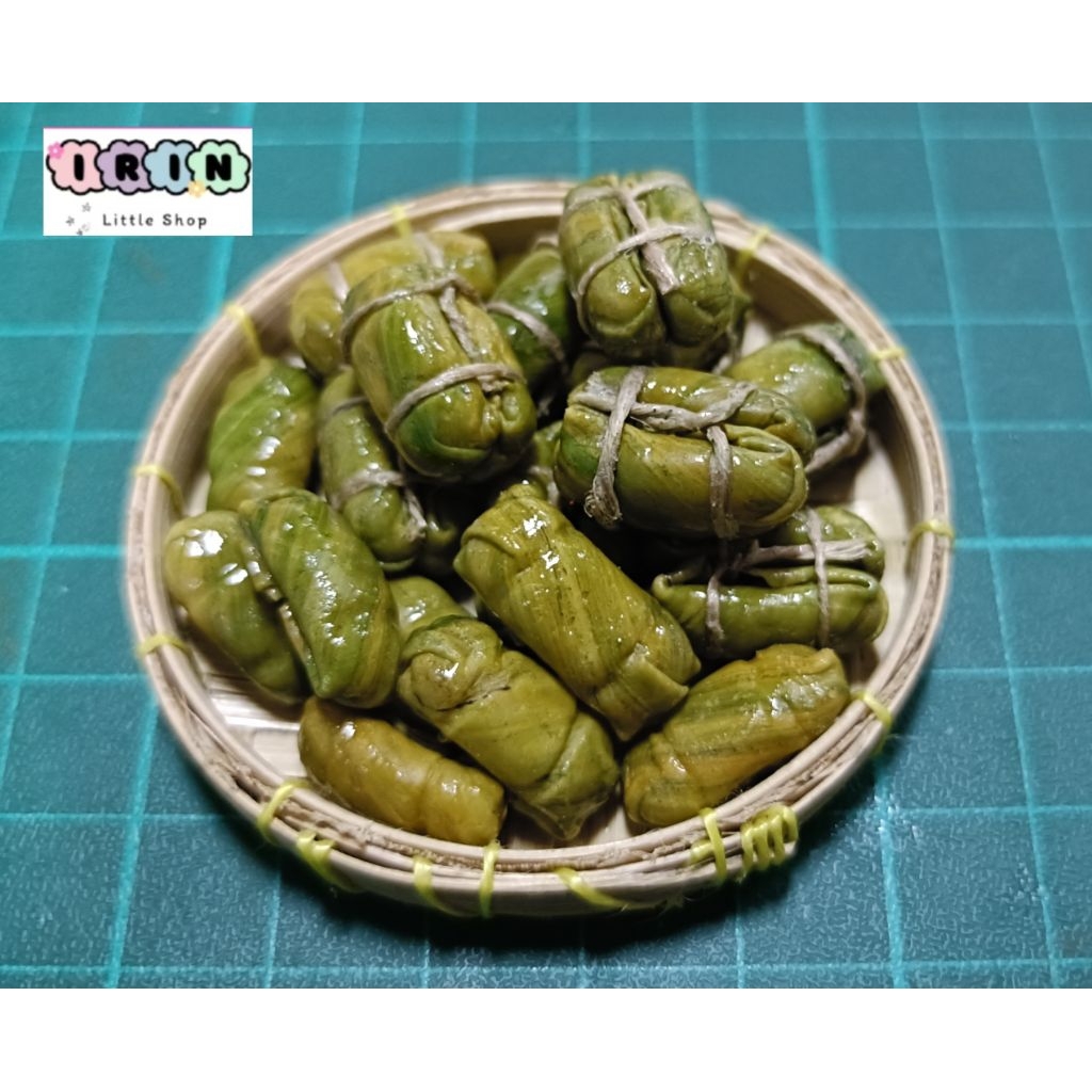 ข้าวต้มมัดดินปั้น ราคาต่อ1ชิ้น ข้าวต้มมัดจิ๋ว ของจิ๋วดินปั้น ของสะสม ของเล่นร่วมกับตุ๊กตา
