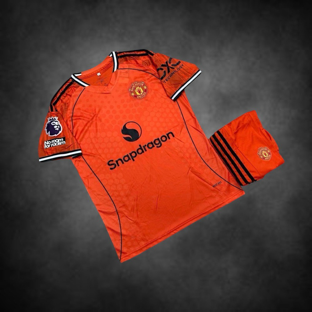 ชุดฟุตบอลผู้ชายและผู้หญิงแขนสั้นปลอมกางเกงขาสั้นมีหลายสีหลายสายรุ่นมาใหม่ผ้านิ่มใส่สบาย - รูปที่ 3