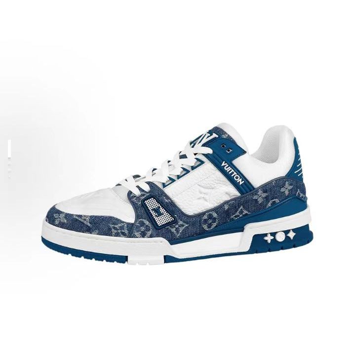 👟LOUIS VUITTON หลุยส์วิตตอง Trainer แฟชั่น สบาย รองเท้าสเก็ตบอร์ด กันลื่น ทนทานต่อการสึกหรอ LV sneakers พร้อมอุปกรณ์ครบค