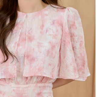 Pixie Camellia Dress (Pink) เดรสปกสองชั้น ผ้าริ้ว โพลีนิ่ม