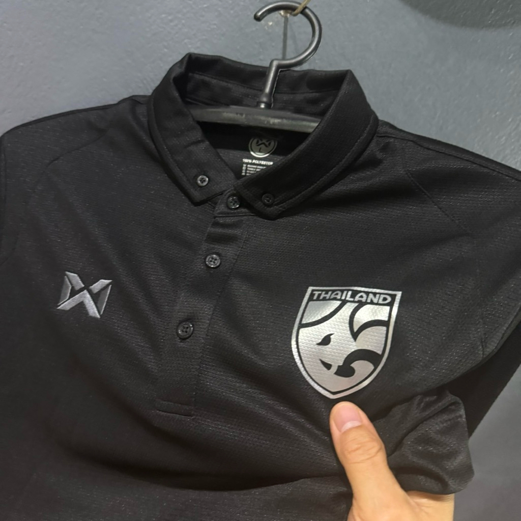 เสื้อโปโลสีดำ ทีมชาติ รวมทุกยี่ห้อ Warrix Imane ego Real Nexts Eepro (พร้อมโลโก้)