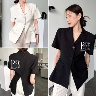 เสื้อแขนสั้นคอปกทรงเชิ้ต มีฟองน้ำเสริมไหล่ มีกระเป๋าด้านหน้า…