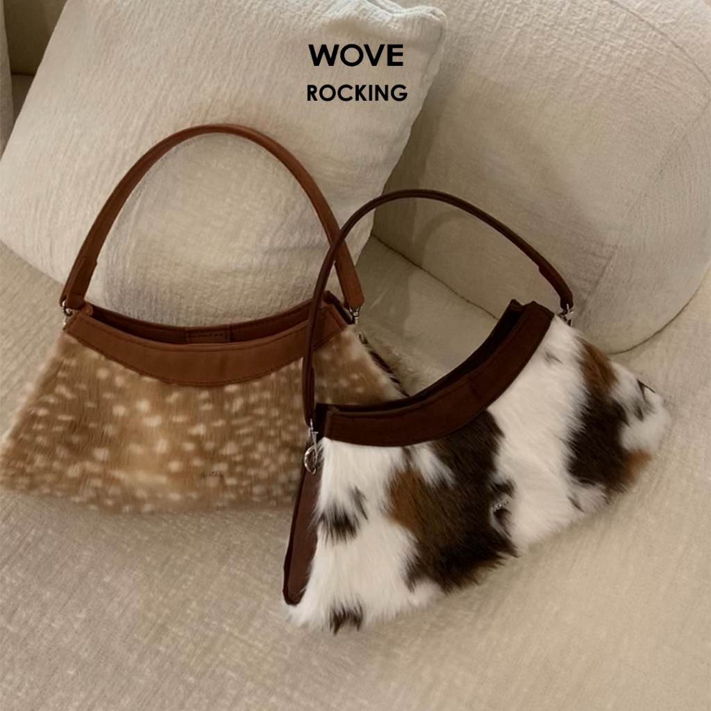 [Pre-order 7 วัน] WOVE - Rocking bag animal print in faux fur leather กระเป๋าถือขนสัตว์เทียมลายวัว