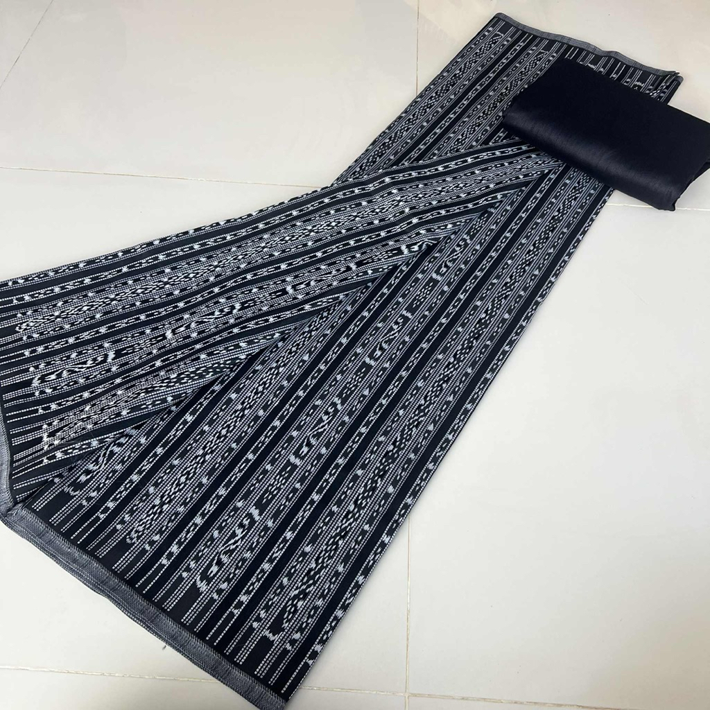 ผ้าไหมสำหรับตัดชุด ไหมเกษตรรังขาว 1ชุด