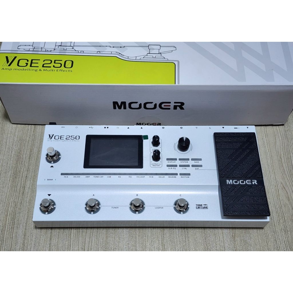 มัลติเอฟเฟค Mooer Ge250 (มือสอง) สภาพดี
