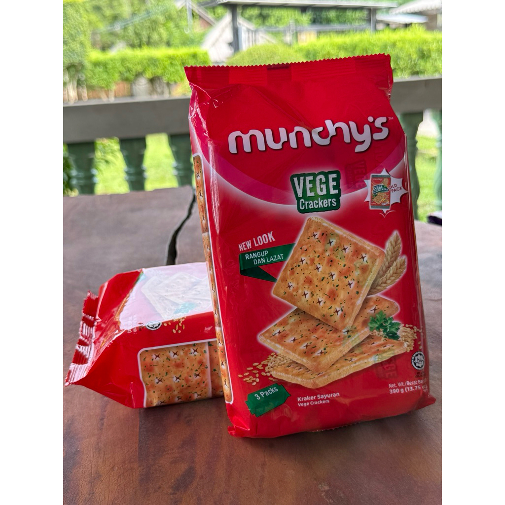 Munchy’s Vege Crackers (3 Packs)