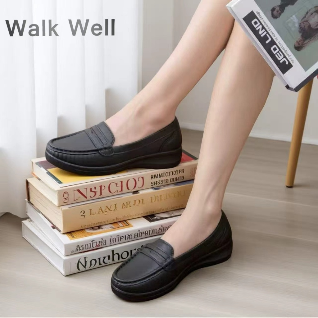 Walk Well รองเท้าคัชชูผู้หญิง กันลื่น กันน้ำ แห้งไว ใส่สบาย รองเท้าแฟชั่นฤดูร้อน ใส่เที่ยวสงกรานต์ รองเท้าใส่ทำงาน