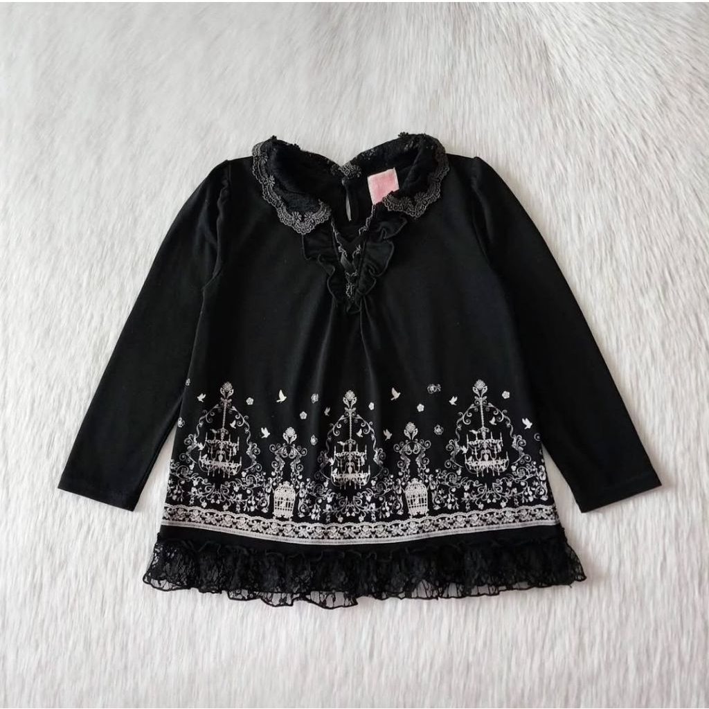 เสื้อ axes femme kids size 100, 130