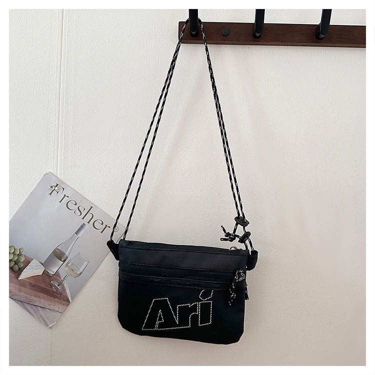 Ari (A-03) กระเป๋าสะพายข้าง - กระเป๋าตาข่ายสีดำ มีซิป รุ่นล่าสุด
