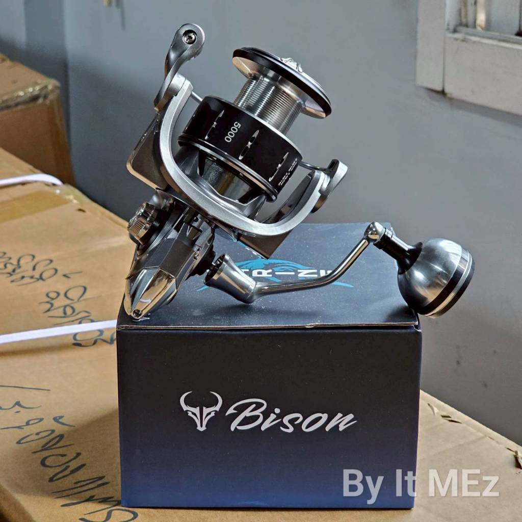 [ ของแท้ ] รอกสปิน BISON MARINE ไบซัน มารีน 10+1BB แขนเกลียว ของแท้ 100% สปูล/น็อปอลูมิเนียม Spinning