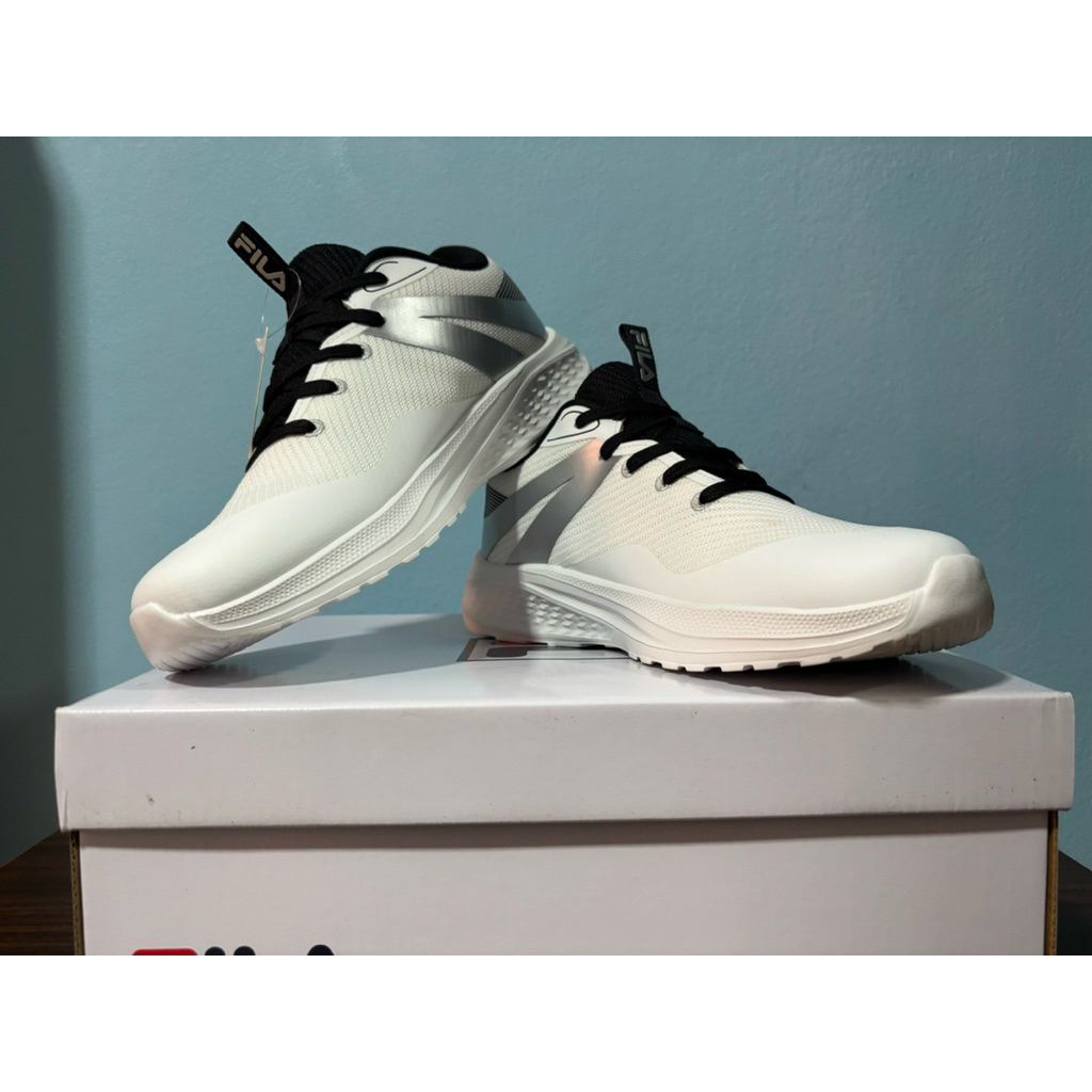 FILA Slope White รองเท้าวิ่งผู้ชาย ไซส์41EUR,25.5CM