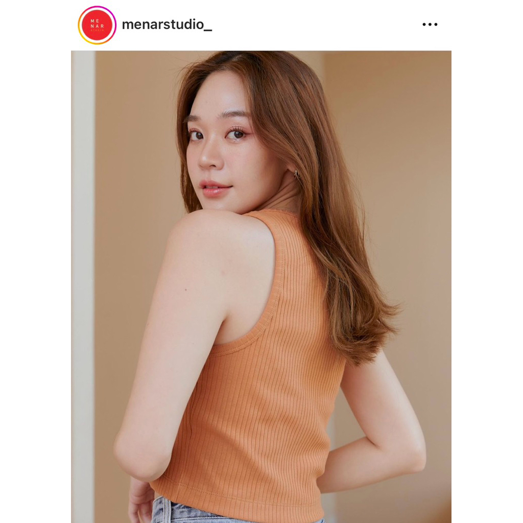 Menar Studio - เสื้อครอปแขนกุด