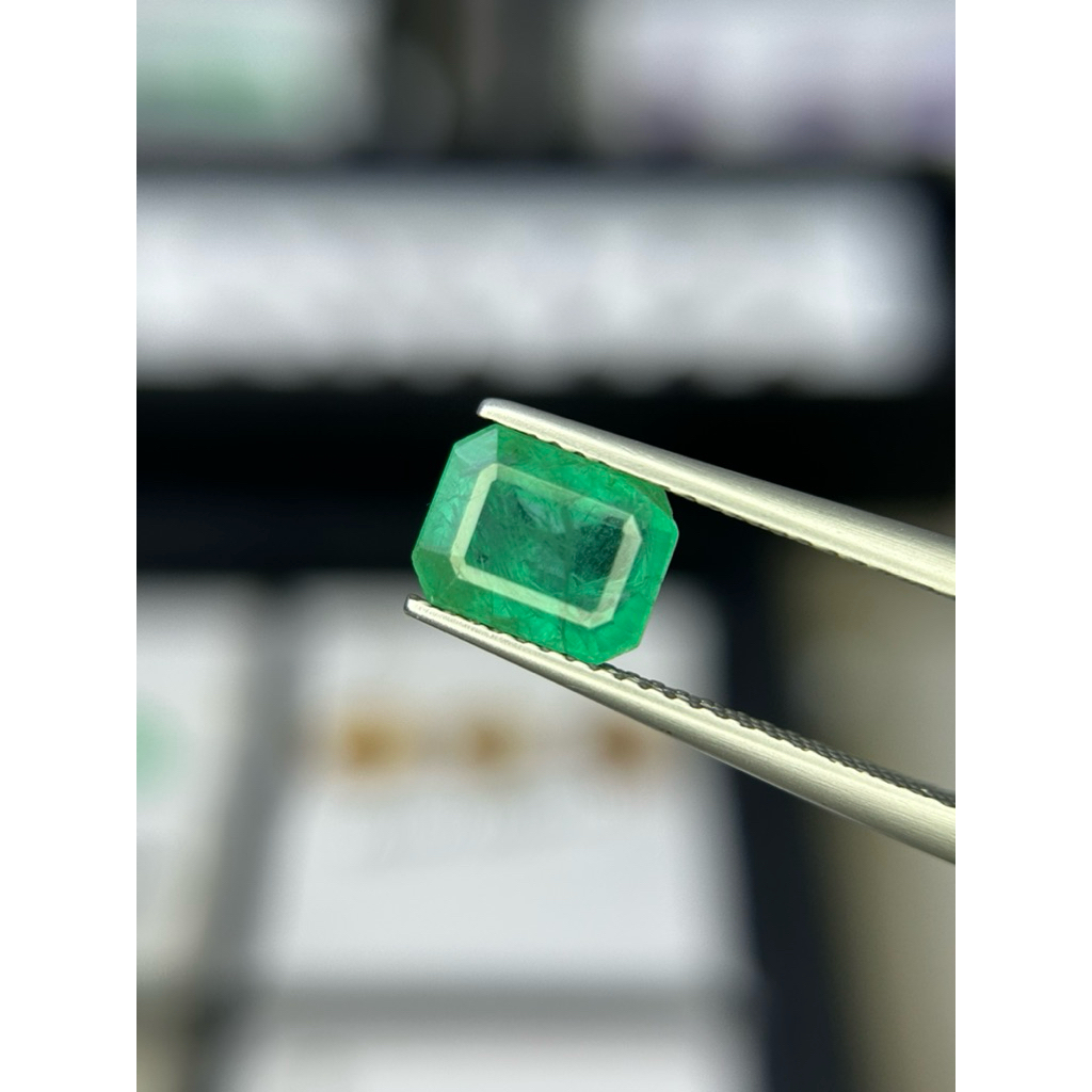 Emerald    :  Zambia 1.92ct