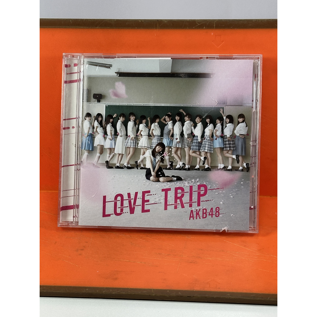 💿💗 AKB48 — “LOVE TRIP” | CD Single • สภาพสมบูรณ์ ✨  ซิงเกิลฟีลรัก ๆ ใจละมุนจาก AKB48