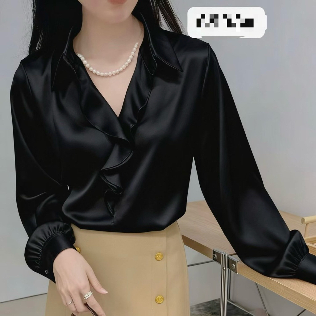 เสื้อเชิ้ตผู้หญิง เสื้อแขนยาวเนื้อผ้าเกาหลี ออกแบบติดสร้อย มีระบายข้างหน้า