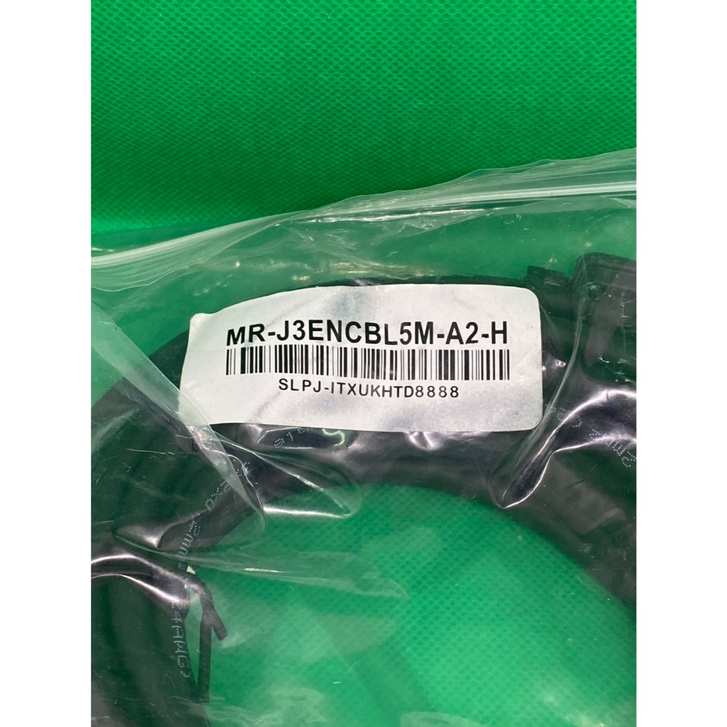 MR-J3ENCBL5M-A2-H/MR-J3BUS5M / MR-J3BUS10M-A  Mencoder cable เหมาะสำหรับ Mitsubishi