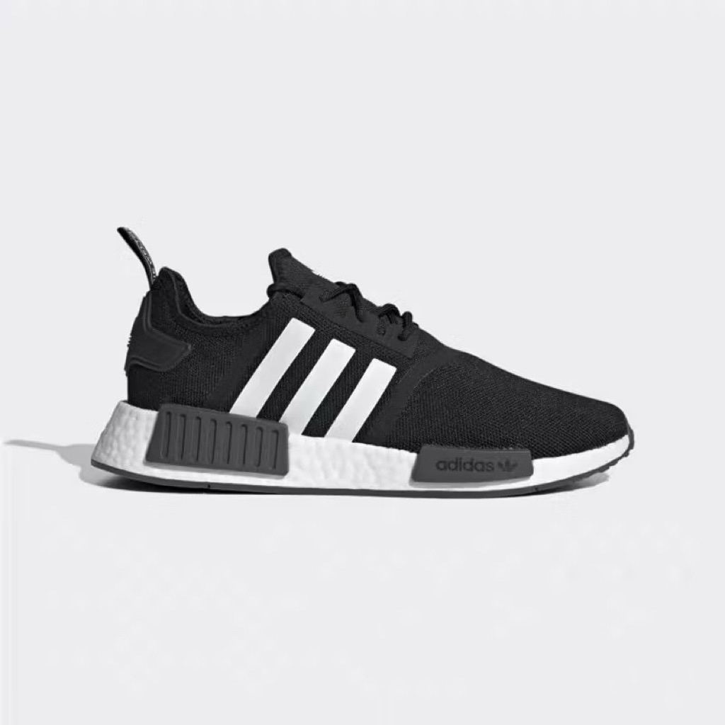 รองเท้า adidas  NMD-R1 Refined  สีดำ H02333 แท้ 💯(ส่งต่อมือ 1 size36/22 cm)