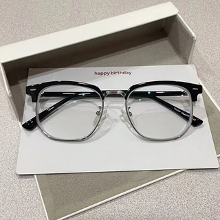 [จัดส่งในกทม]แว่นกรองแสง (สายตาสั้น-50ถึง-400) เลนส์BlueBlock กรองแสงสีฟ้าจากคอมมือถือ100% สำหรับผู้ชายผู้หญิง 109