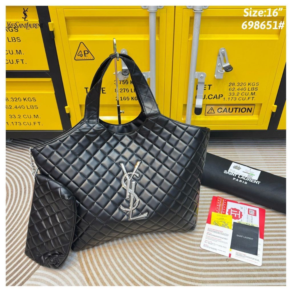 พร้อมส่ง กระเป๋าสะพายข้าง 
▪️YS .L

▪️ขนาด 16”▪️ในรูปเป็นของจริง 100% 

