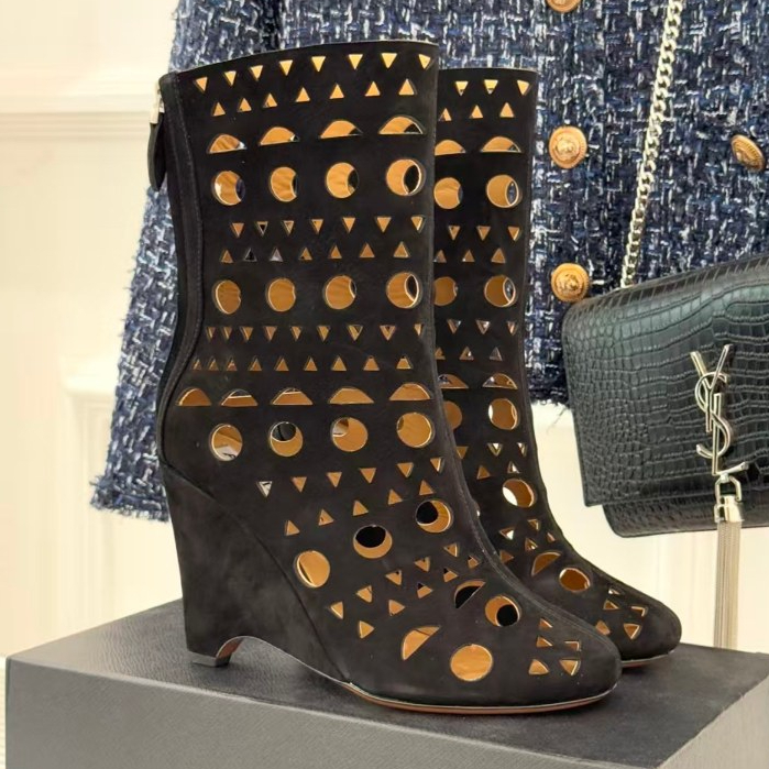 Alaia Vienne หนังแกะขนาดเล็กรอบหัวลาดส้นกลวงออกรองเท้าสั้น 10 ซม. ผู้หญิงสีดำ VVIP คุณภาพ