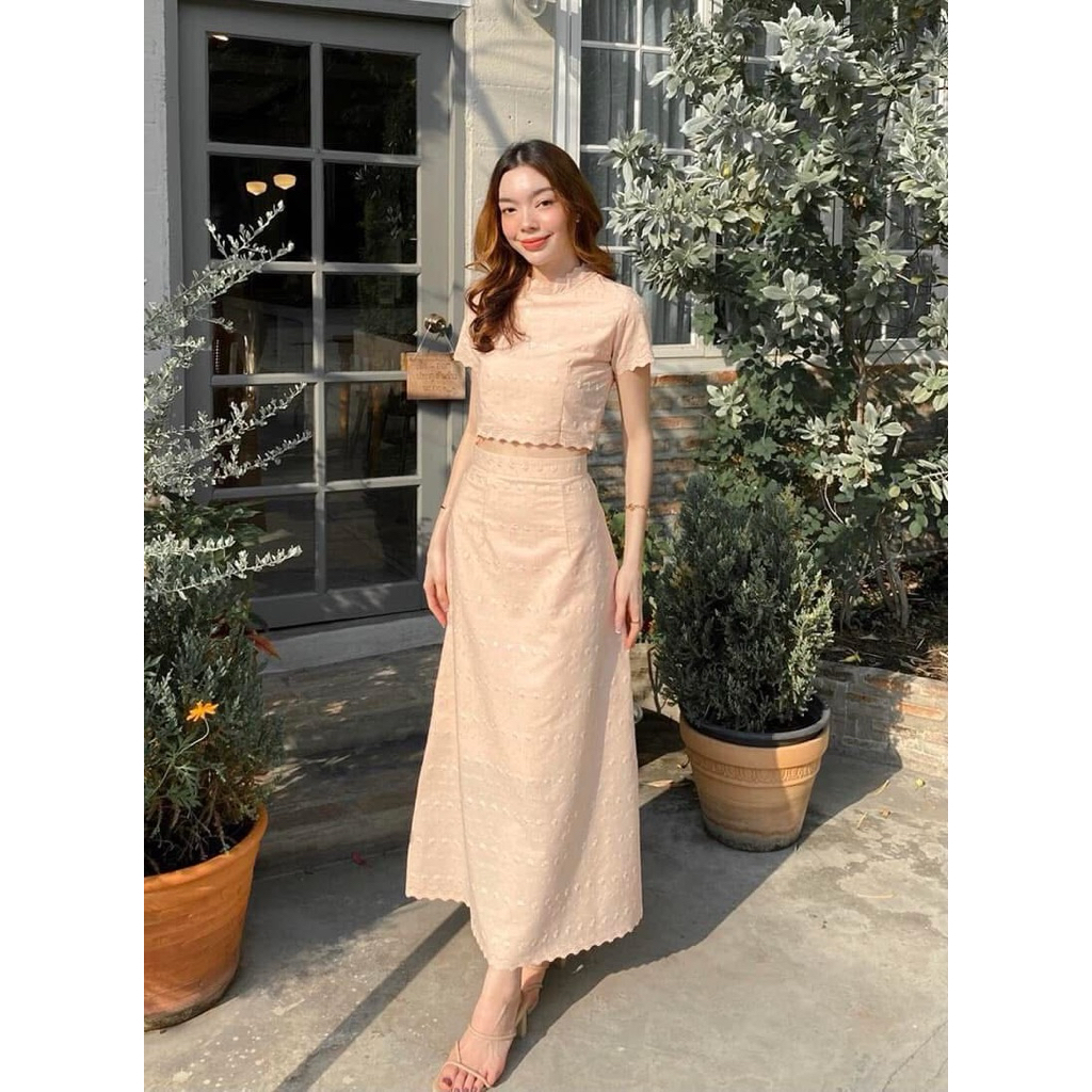 Rita apparel ยืมรูปทางแบรนคะ ชุดset สีขาวsize s ใส่ถ่ายรูป3ชม