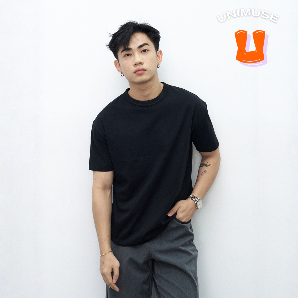 เสื้อยืดแขนสั้น UNIMUSE คอกลม เสื้อยืด เสื้อยืดผู้ชายคอกลม สีพื้น ไม่ต้องรีด ผ้านุ่มพิเศษ ไม่ขึ้นขุย