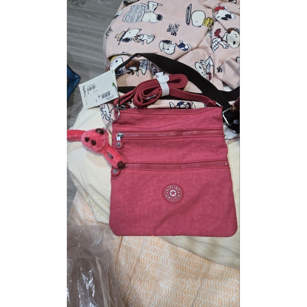 kiplingAC7905 M18 WARM RUBYKEIKO