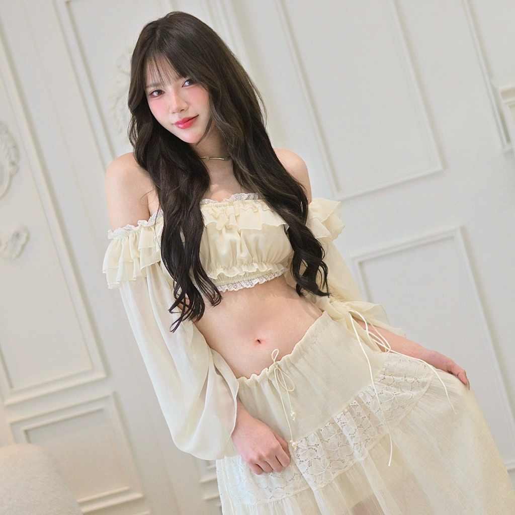 Punchie top เสื้อเปิดไหล่ (เฉพาะเสื้อ) narystudio