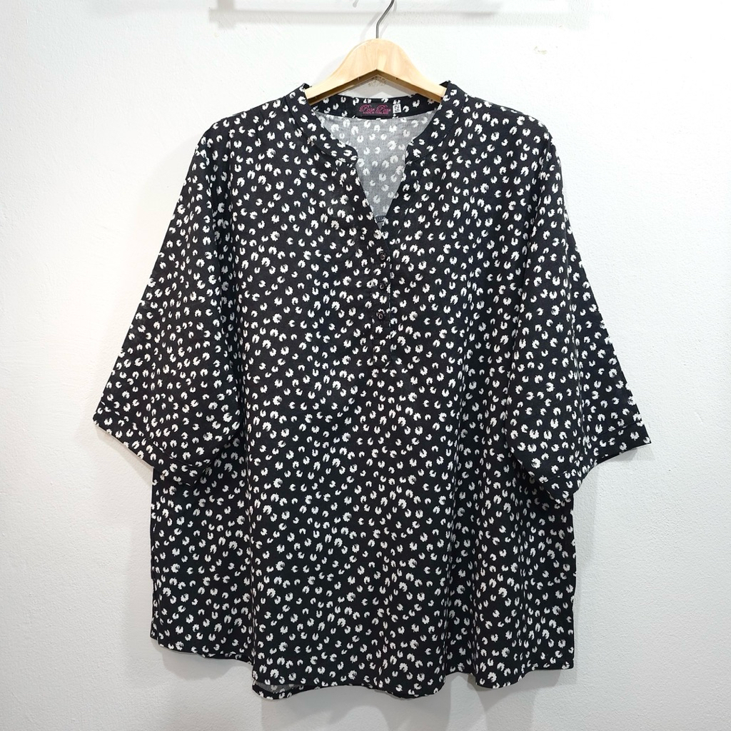 ⚫️สีดำ⚫️อก 52” เสื้อคอจีนเเขนสามส่วน ผ้าสปัน ใส่สบาย ลายขาวดำ ไซส์ใหญ่ ราคา ถูกที่สุด ดีลบีเคเค แกลเลอรีภาพที่ 3