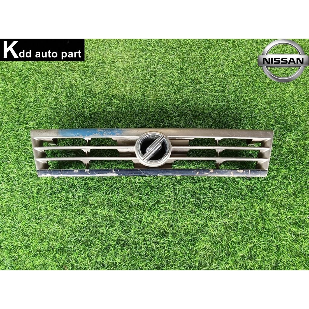 หน้ากระจัง Nissan NV Van ตัวนอก