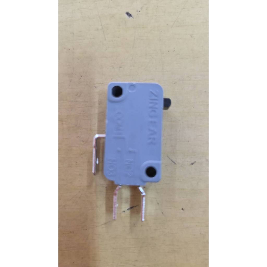 ไมโครสวิตช์ (Micro Switch)3 ขา (COM / NO / NC) 26A