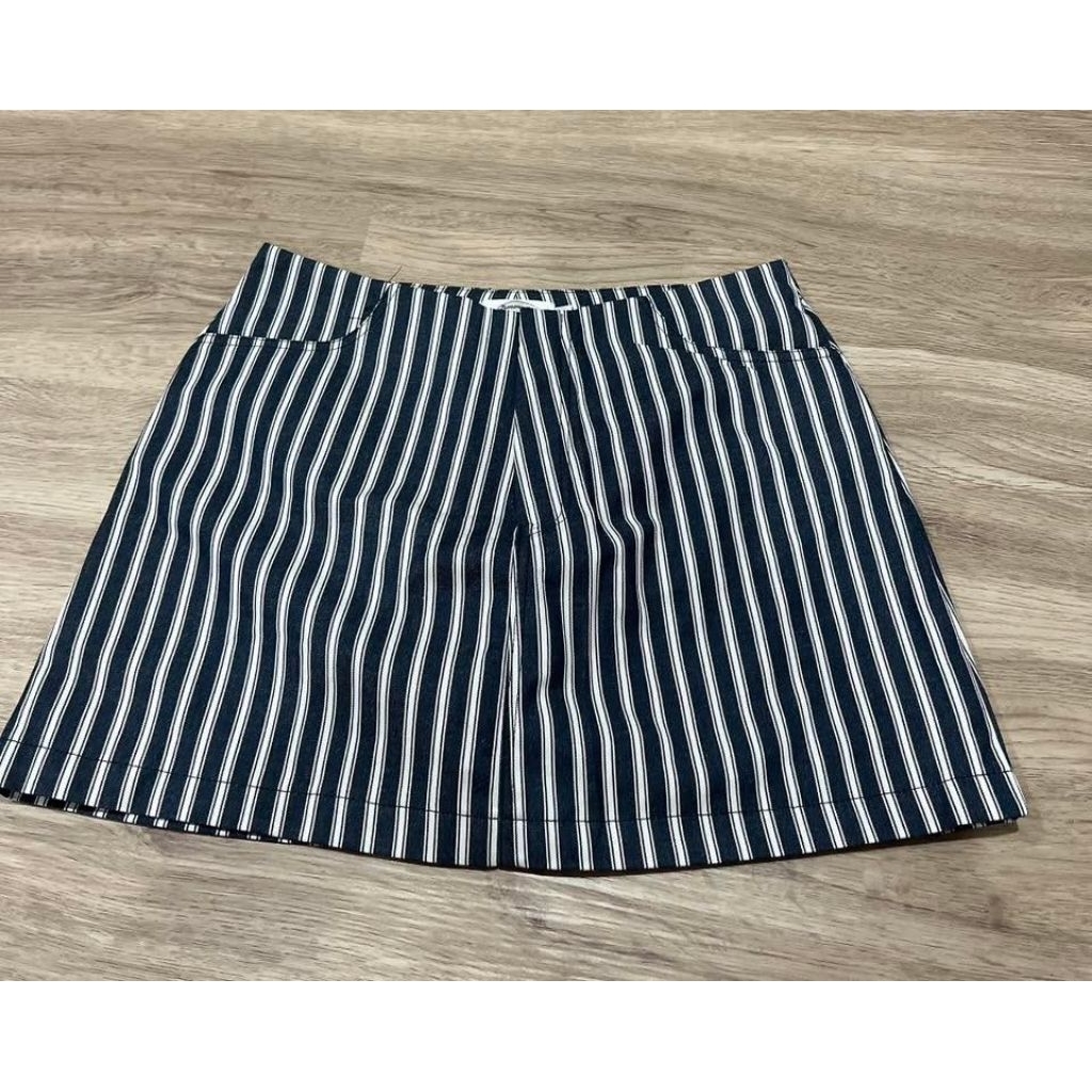 กระโปรงป้ายBananashop งานเเบรน มือ2