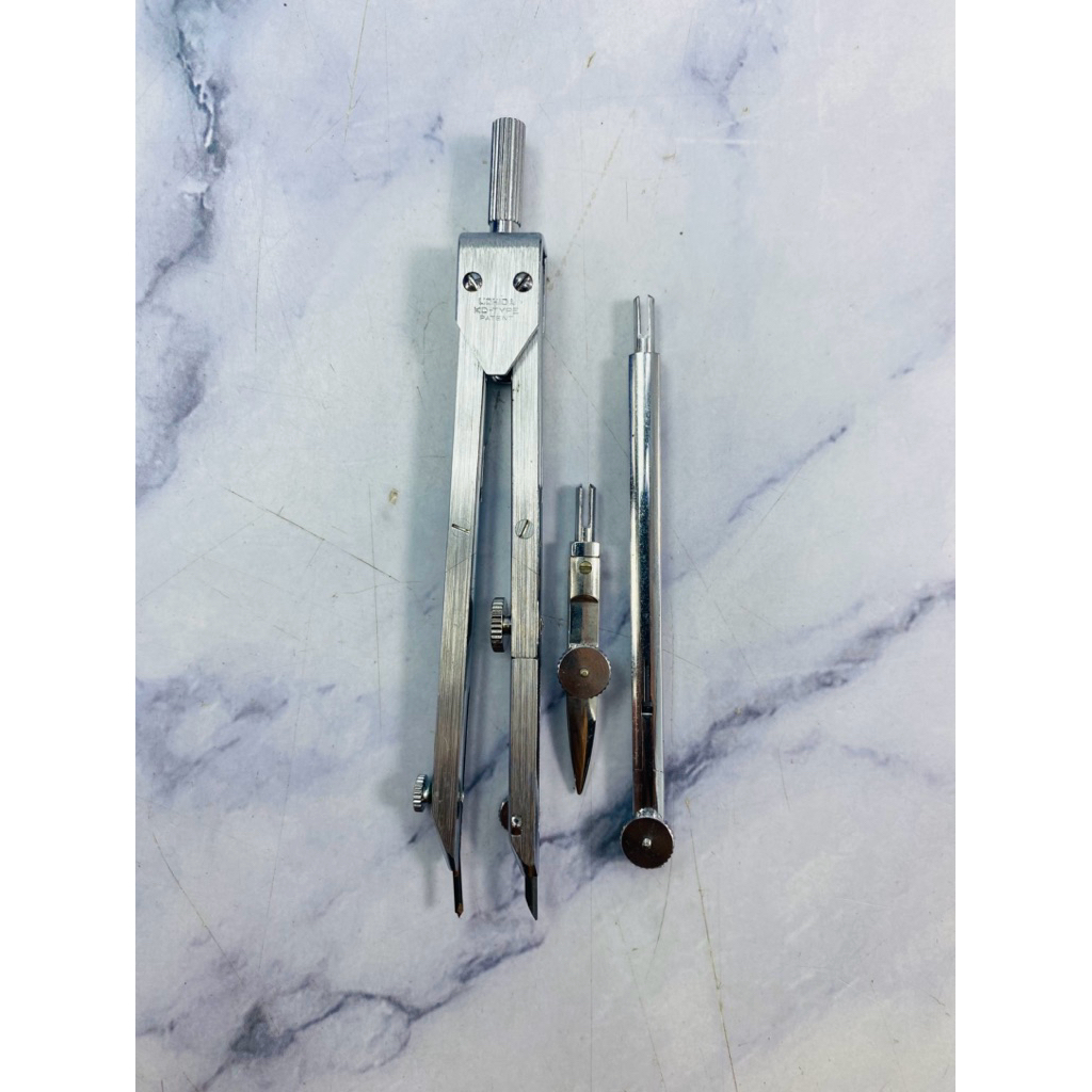 วงเวียนพร้อมอุปกรณ์ ยี่ห้อ UCHIDA KD-TYPE MADE IN JAPAN (กล่อง5 : 1328)สินค้ามือสอง สภาพดี