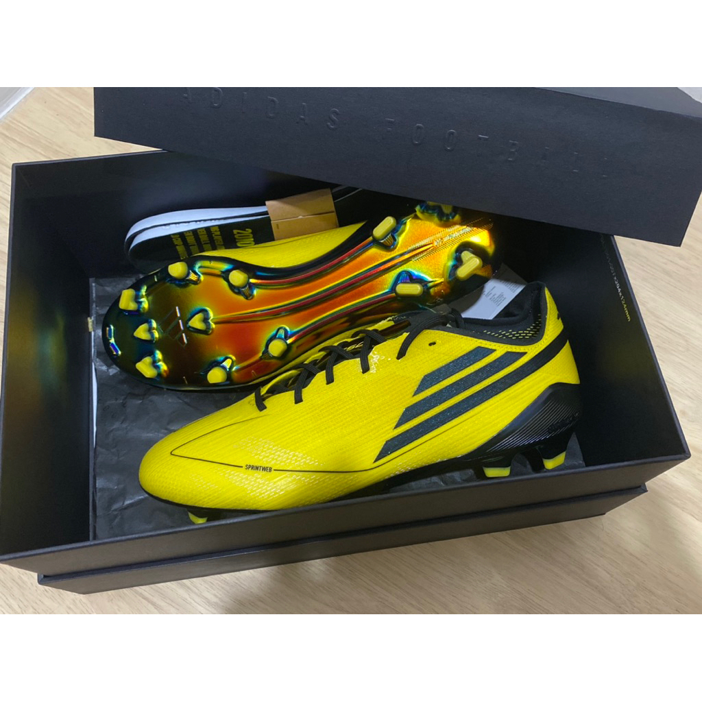 ADIDAS F50 ELITE ADIZERO 2010 FG REMAKE - YELLOW/CORE BLACK LIMITED EDITION